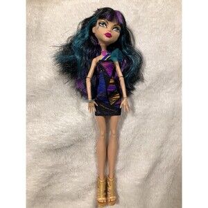 Monster High Toy Doll Creepateria Cleo De Nile Mattel 2008